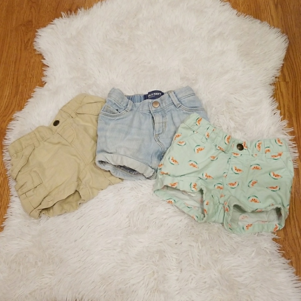 2t old navy shorts bundle